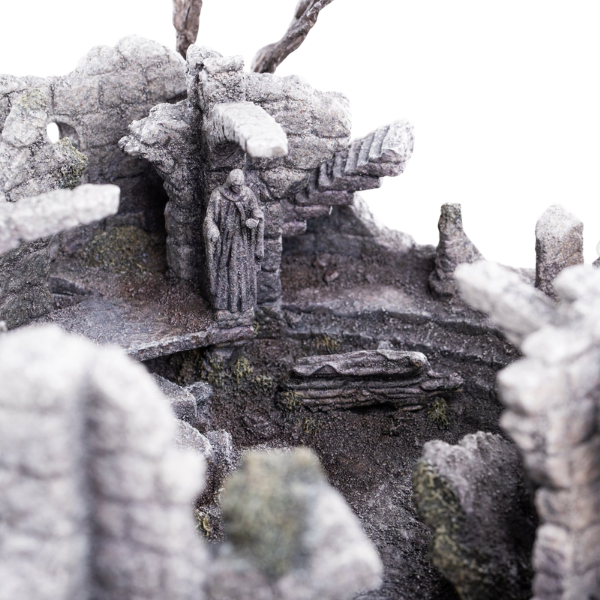 Lord of the Rings — Weathertop Environment Statue (Limited Edition of 1,000) — Pre-Order
