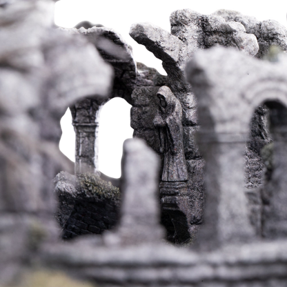 Lord of the Rings — Weathertop Environment Statue (Limited Edition of 1,000) — Pre-Order