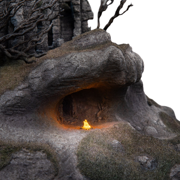Lord of the Rings — Weathertop Environment Statue (Limited Edition of 1,000) — Pre-Order