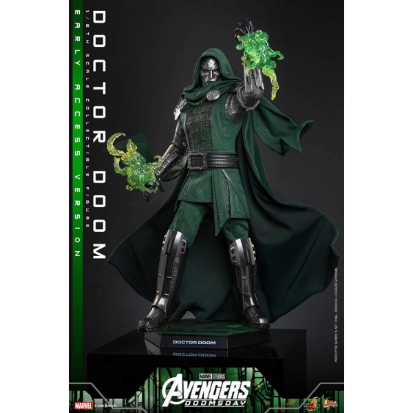 Marvel — Doctor Doom 1/6 Figure (Hot Toys, Avengers: Doomsday) — Pre-Order