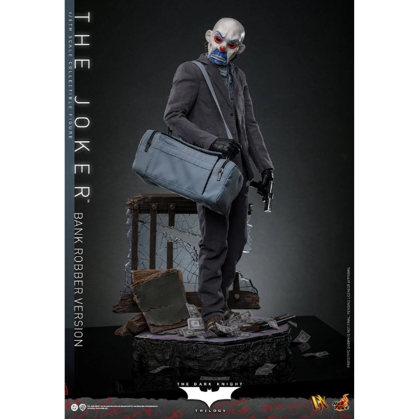 DC Comics — The Joker (Bank Robber Version) 1/6 Figure (Hot Toys, The Dark Knight) — Pre-Order