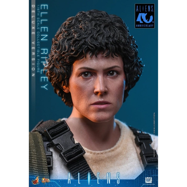 Alien — Ellen Ripley (Deluxe Version) 1/6 Figure (Hot Toys, Aliens 40th Anniversary) — Pre-Order