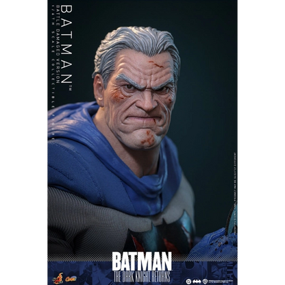 DC Comics — Batman (Battle Damaged Version) 1/6 Figure (Hot Toys, The Dark Knight Returns, 40th Anniversary) — Pre-Order