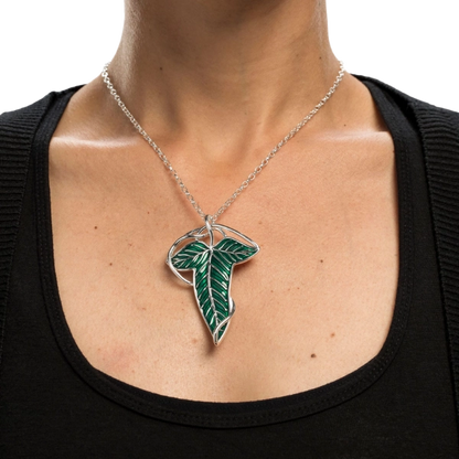 Lord of the Rings — Elven Leaf Brooch & Chain, Sterling Silver 1/1 Replica (Weta Workshop)