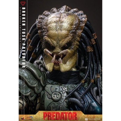 Alien vs. Predator — Broken Tusk Predator 1/6 Figure (Hot Toys) — Pre-Order