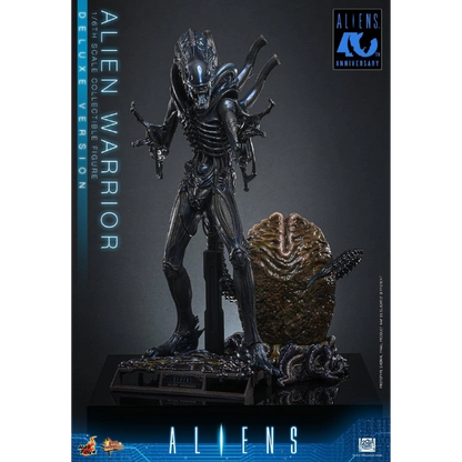 Alien — Alien Warrior (Deluxe Version) 1/6 Figure (Hot Toys, Aliens 40th Anniversary) — Pre-Order