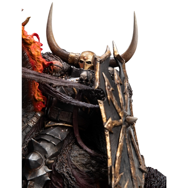 Warhammer: Age of Sigmar — Archaon the Everchosen 1/10 Scale Statue (Weta Workshop, Limited Edition of 650) — Pre-Order