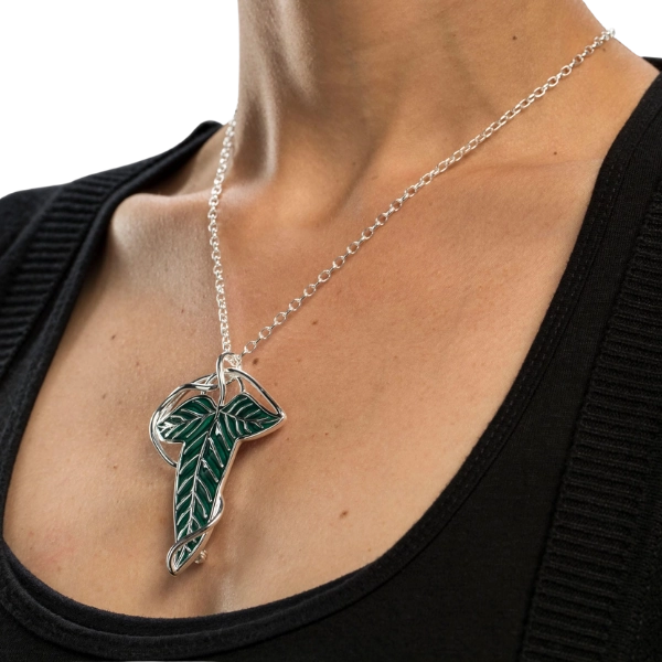 Lord of the Rings — Elven Leaf Brooch & Chain, Sterling Silver 1/1 Replica (Weta Workshop)