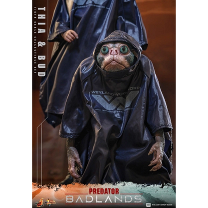 Predator: Badlands — Thia & Bud Sixth Scale Figure Set (Hot Toys) — Pre-Order