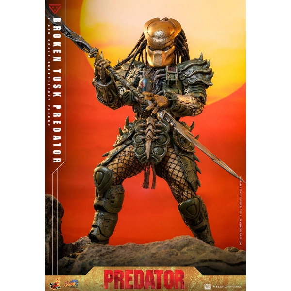 Alien vs. Predator — Broken Tusk Predator 1/6 Figure (Hot Toys) — Pre-Order