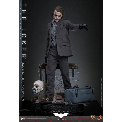 DC Comics — The Joker (Bank Robber Version) 1/6 Figure (Hot Toys, The Dark Knight) — Pre-Order