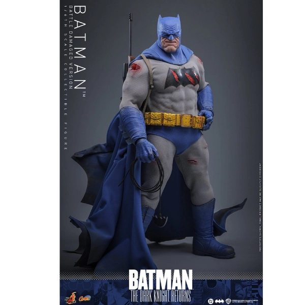 DC Comics — Batman (Battle Damaged Version) 1/6 Figure (Hot Toys, The Dark Knight Returns, 40th Anniversary) — Pre-Order