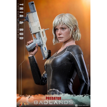 Predator: Badlands — Thia & Bud Sixth Scale Figure Set (Hot Toys) — Pre-Order
