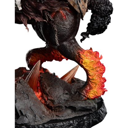 Warhammer: Age of Sigmar — Archaon the Everchosen 1/10 Scale Statue (Weta Workshop, Limited Edition of 650) — Pre-Order