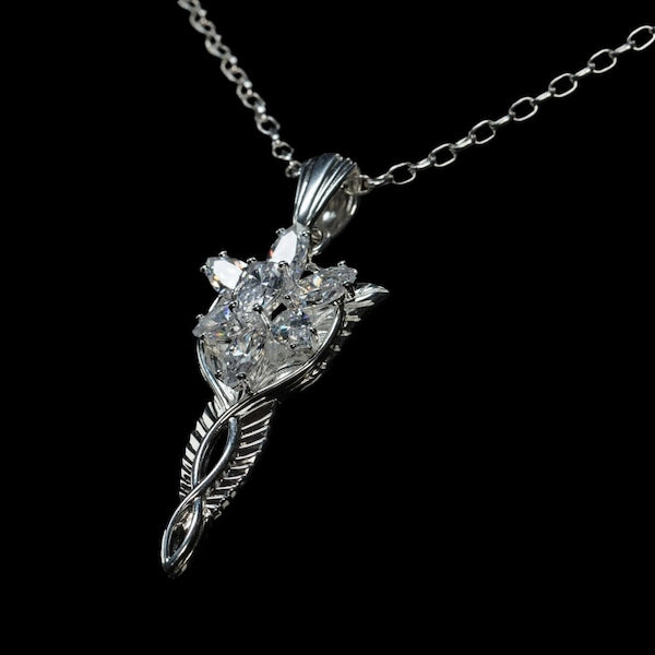 Lord of the Rings — Evenstar Pendant & Chain, Sterling Silver 1/1 Replica (Weta Workshop)