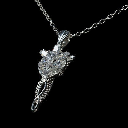 Lord of the Rings — Evenstar Pendant & Chain, Sterling Silver 1/1 Replica (Weta Workshop)